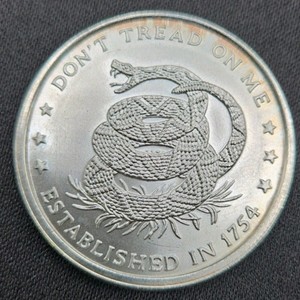 1 Troy Oz .999 Fine Silver Dont Tread on Me Gadsden Rattlesnake Round