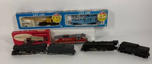 Vintage HO Scale Model Train Locomotives Life-Like Ulrich Burlington Union Pacific