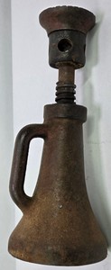Vintage Heavy-Duty Cast Iron Screw Jack with Bell Base, Carry Handle & Adjustable Saddle6