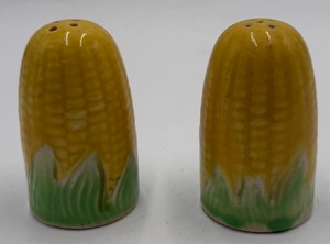 Vintage Ceramic Corn on the Cob Salt & Pepper Shakers Japan