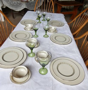 22 piece Luxurious Lenox - Springdale China