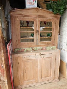 Vintage Pine Cupboard Waiting for your personal touch