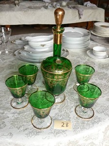 Stunning Green and Gold Murano glass wine or cordial set