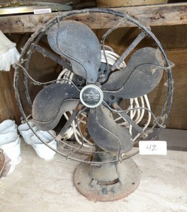 Vintage Emerson table fan