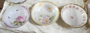 3 Nice Vintage Serving Bowls 9-12