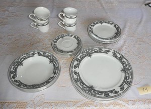 Dynasty china - Black and White - Set for 4