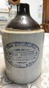 Rare pottery - Sterling Wine