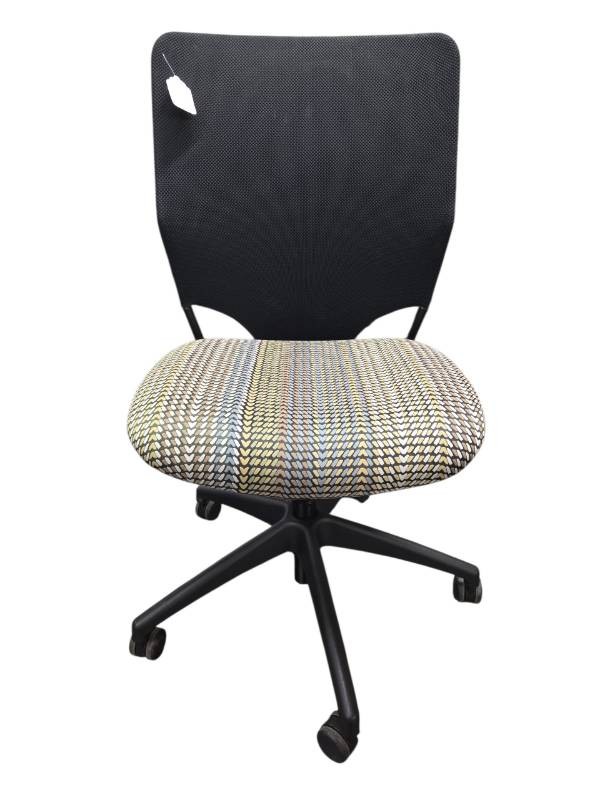 Harter IZZY Multicolor Armless Task Chair Retail $349.99