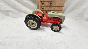 116 Scale Ford Tractor, 8N or NAA