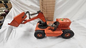 Nylint Pettibone Swing Front End Loader, 50s