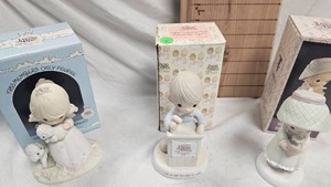 Precious Moments-The Lord is My Shepard, 83 Members Only Figure, His Love Will Shine On You
