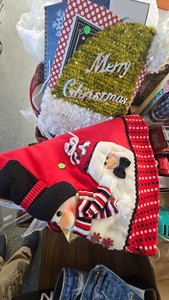 Lot of Christmas Dcor as pictured