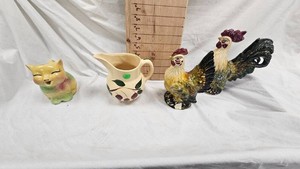 Shawnee Pottery Puss N Boots, Watt Pottery #15 Pitccher, Chicken Figures