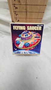 MS460 Windup Flying Saucer with Box, Excellent Condition, Gumby and Pokey
