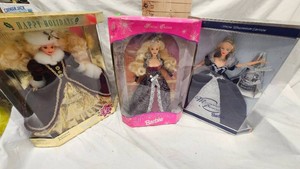 Millenial Princess Barbie, Winter Fantasy Barbie, Holiday Barbie, 90s