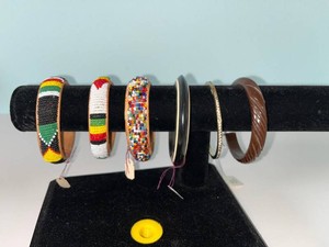 VTG Bracelet Lot - Beaded & Bangle Mixed Jewelry (Lot of 6)