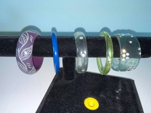 VTG Bangle Bracelets - Assorted Decorative Styles (Lot of 5)