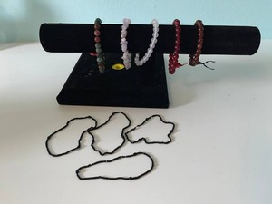 VTG Beaded Jewelry - Bracelets & Necklaces Mixed Lot (Lot of 9)