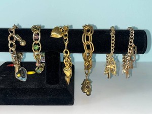 VTG Costume Jewelry - Gold-Tone & Silver-Tone Charm Bracelet Mixed Lot