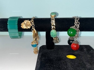 VTG Costume Jewelry Bracelets - Charm & Beaded Assortment (Lot of 4)