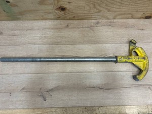Vintage Cast Aluminum 1 Pipe Bender