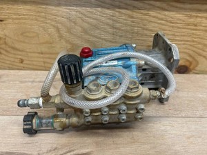 $750 Cat Pumps Pressure Washer Pump, 4000 PSI, 4.0 GPM, Direct Drive, Gas, Model# 67DX39G1L
