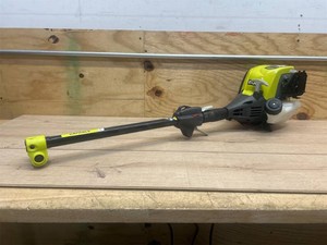 $220 Ryobi 4-Cycle 30cc Attachment Capable Straight Shaft Gas Trimmer Missing Trimmer Head $220