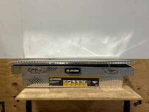 Northern Tool  Equipment Crossover Truck Toolbox with Removable Tray, 69in. x 20in. x 13in., Aluminum, Diamond Plate, Pull Handle Latches