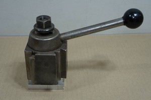 Aloris Tool Post
