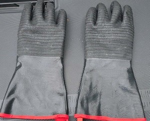 14-inch waterproof neoprene BBQ and grilling gloves