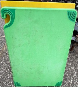Cutting boards green and yellow (3 in lot)