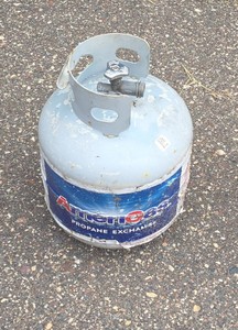 propane tank 20lb less than 14 full