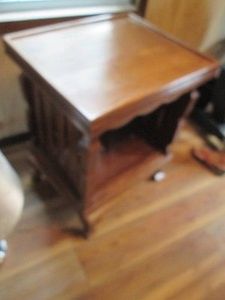 Unique vintage wood end table approx 22x19x29in