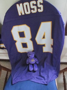 Randy Moss #84 MN Vikings football jersey with matching beanie baby style bear