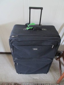 Huge Protocol 33inch rolling Suitcase with telescoping handle