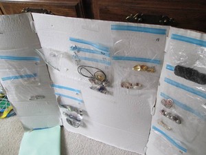 Watches, bracelets and necklaces with various metals, mostly costume jewelry with the possibility of precious metals