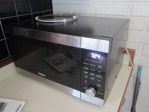 Galanz Digital countertop Microwave