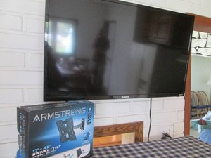 Westinghouse Roku flat screen TV and wall mount