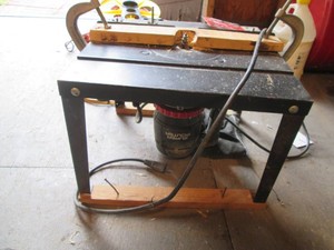 Metal framed plunge router and table as shown in pics