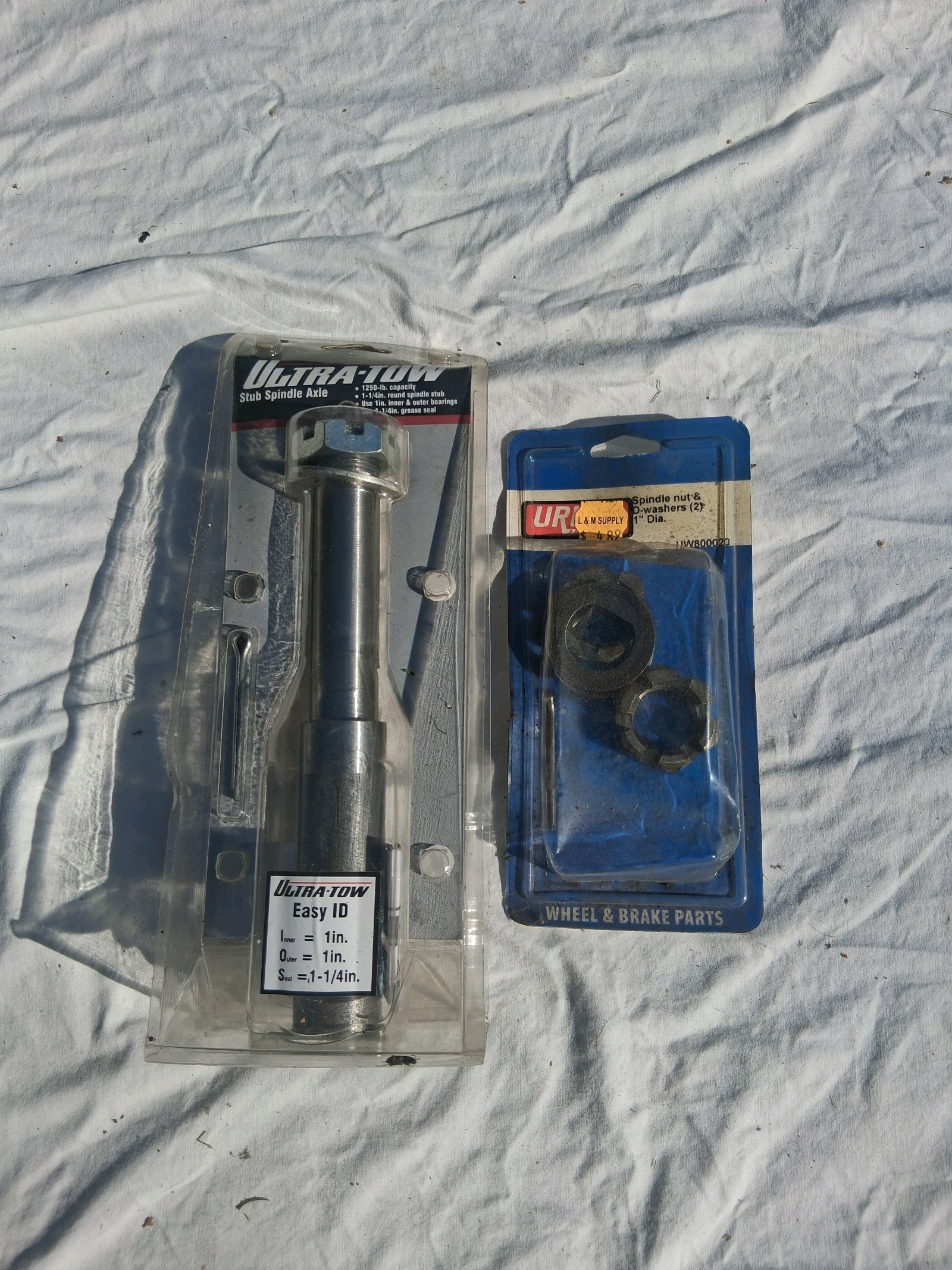 BRAND NEW ULTRA TOW STUBB SPINDLE AXEL with Hardware