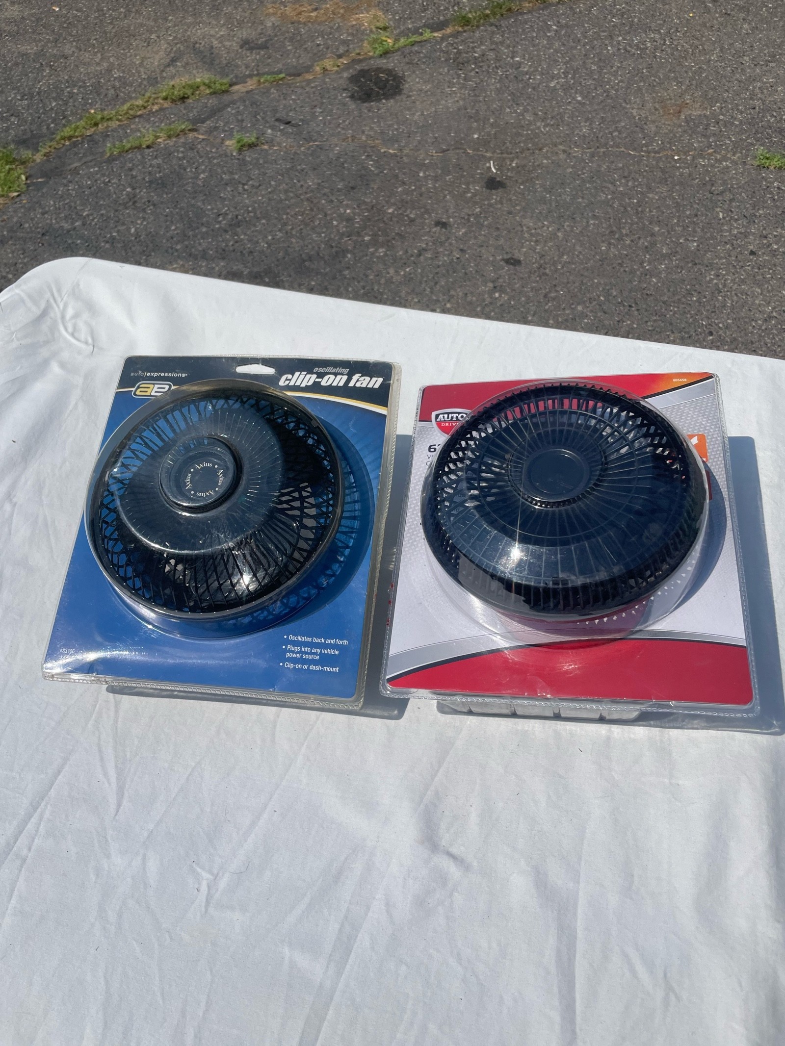 6 CLIP ON OSCILLATING FANS