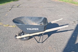 TRUPER WHEEL BARROW
