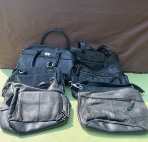 ASSORTMENT OF LEATHER BLACK PURSES #54