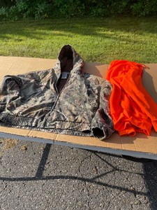 CAMOUFLAGE JACKET AND ORANGE HOODIE YOUTH SIZE EXTRA LARGE