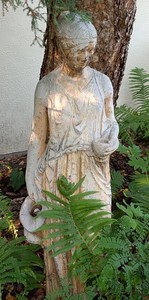 Garden Statue - Cement Classical Woman Sculpture