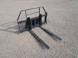 LandHonor 36 Mini Skid Steer Pallet Forks wBale Spear Mounts