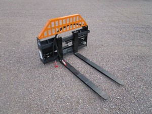 LandHonor 48 Skid Steer Hydraulic Adjustable Pallet Forks