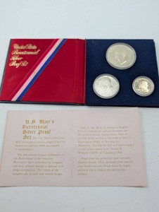 U.S. Mint Bicentennial 40% Silver Proof Set 1776-1976