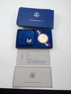 Estate 1986 Liberty Silver Dollar Proof Set