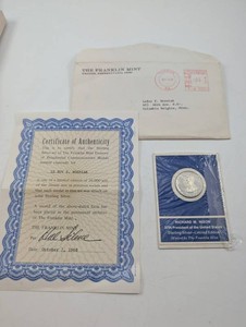 Estate Franklin Mint Richard M. Nixon Sterling Silver Medal With Certificate